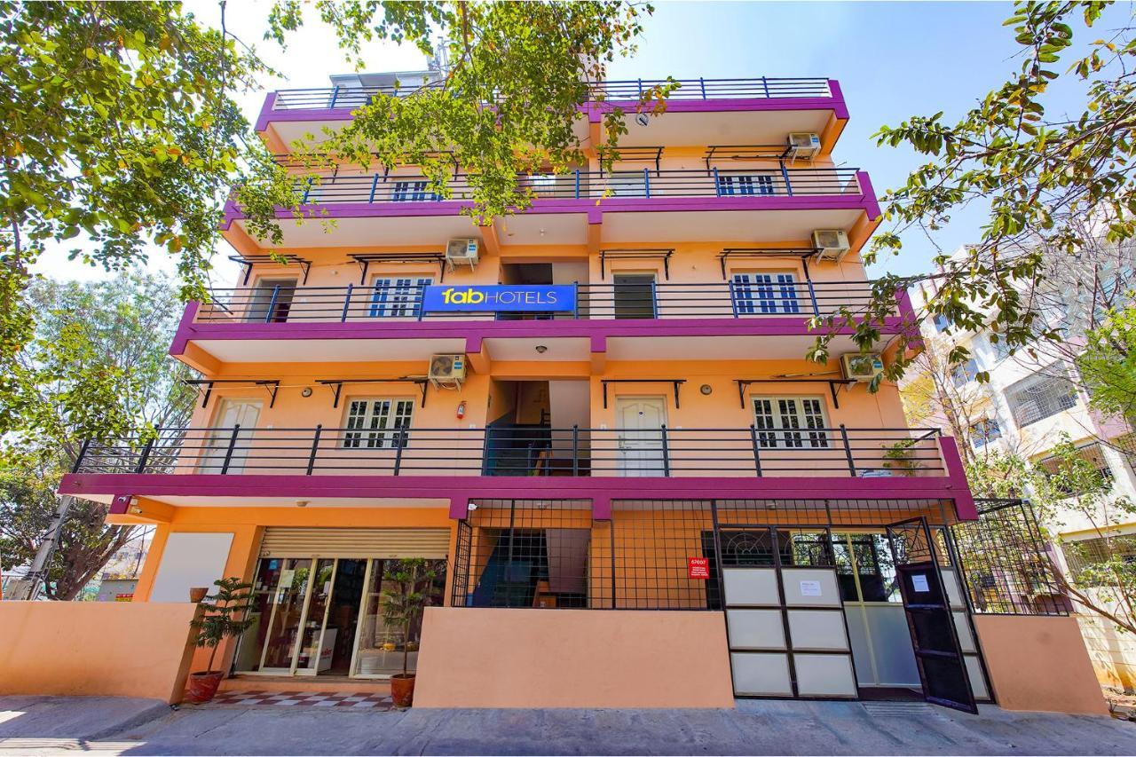 Fabexpress Manyu Inn - Nr Haralur Road Бангалор Екстериор снимка